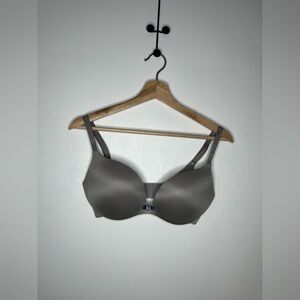 Victoria's Secret Elegant Gray Bra